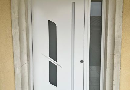 porte d'entrée vue exterieure