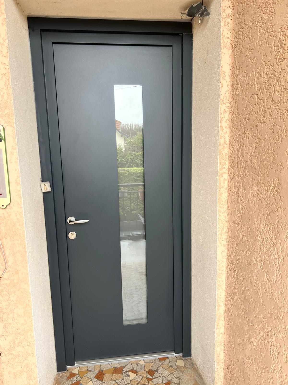 Porte entrée aluminium Mexico vue exterieure