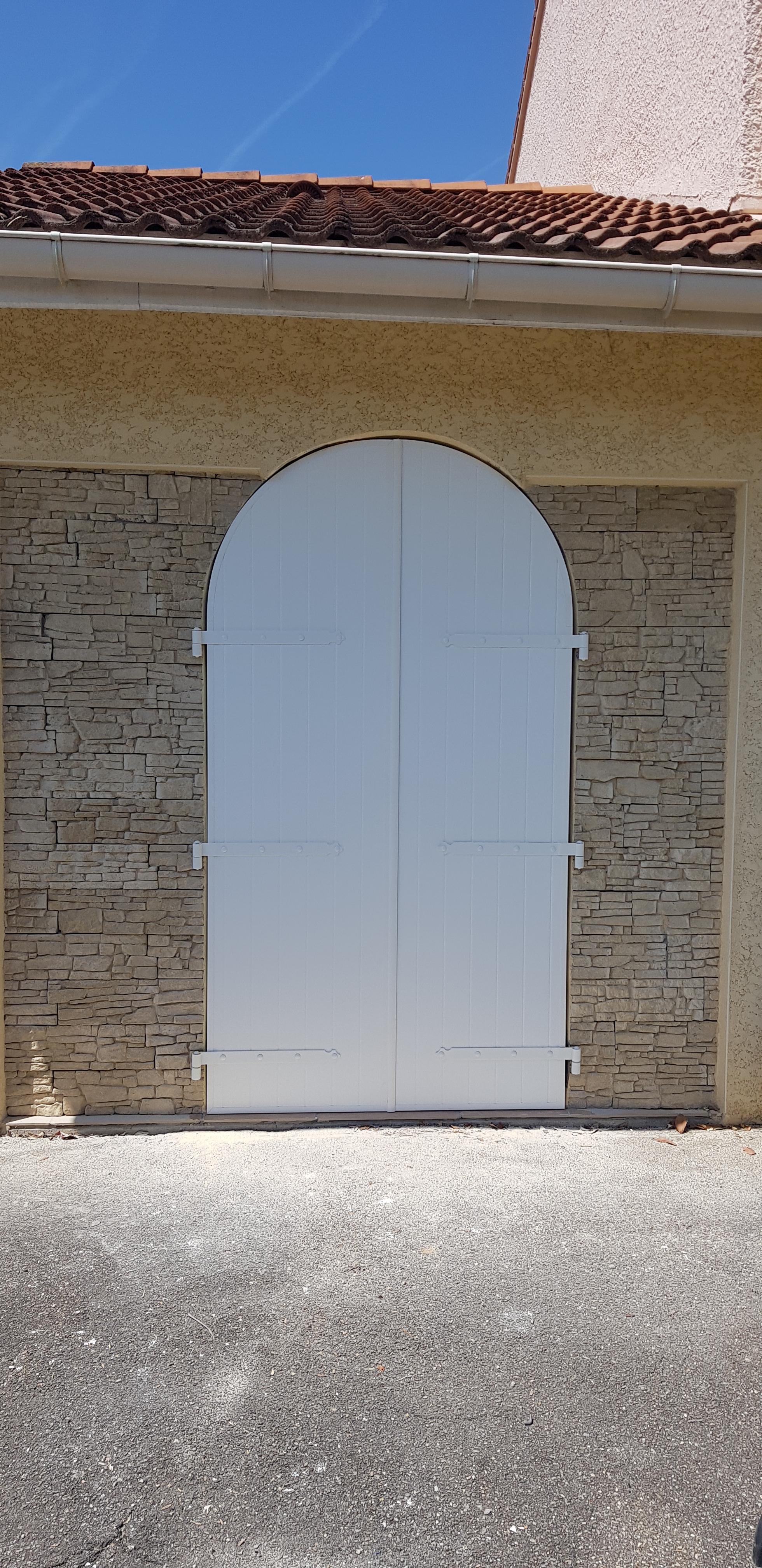 Volets battants aluminium blanc | Multibaie