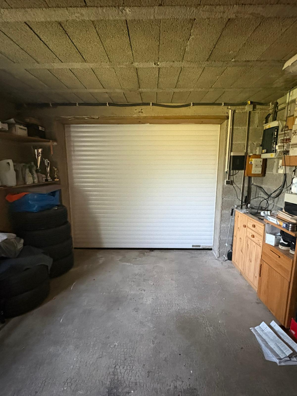 Porte de garage enroulable vue intérieure