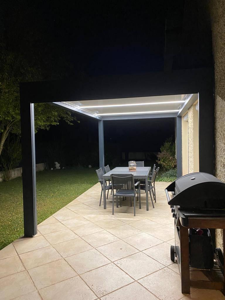 Pergola bioclimatique aluminium Genas | Multibaie