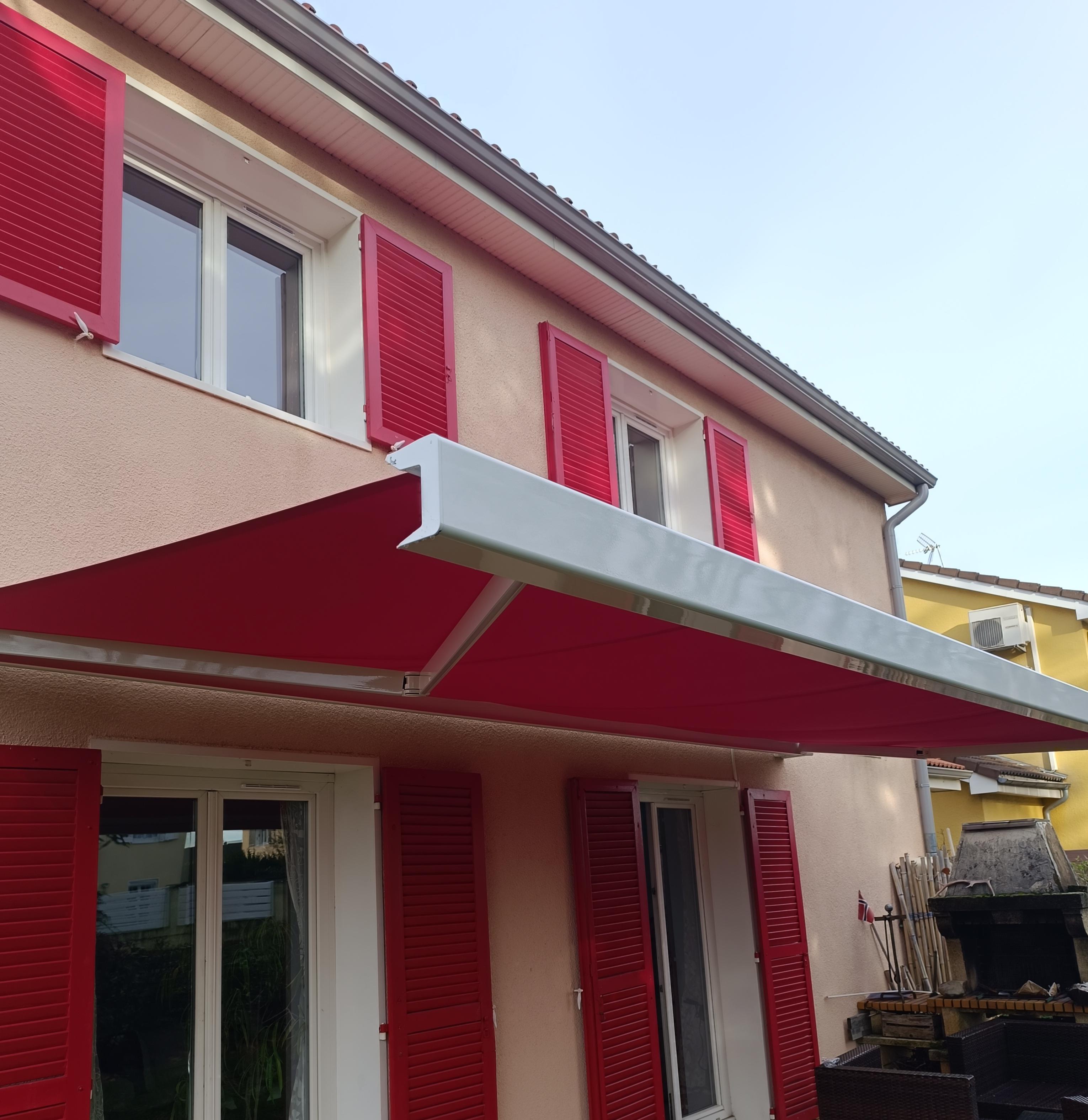 Pose Store Coffre à Corbas | Toile Éco-responsable | Multibaie