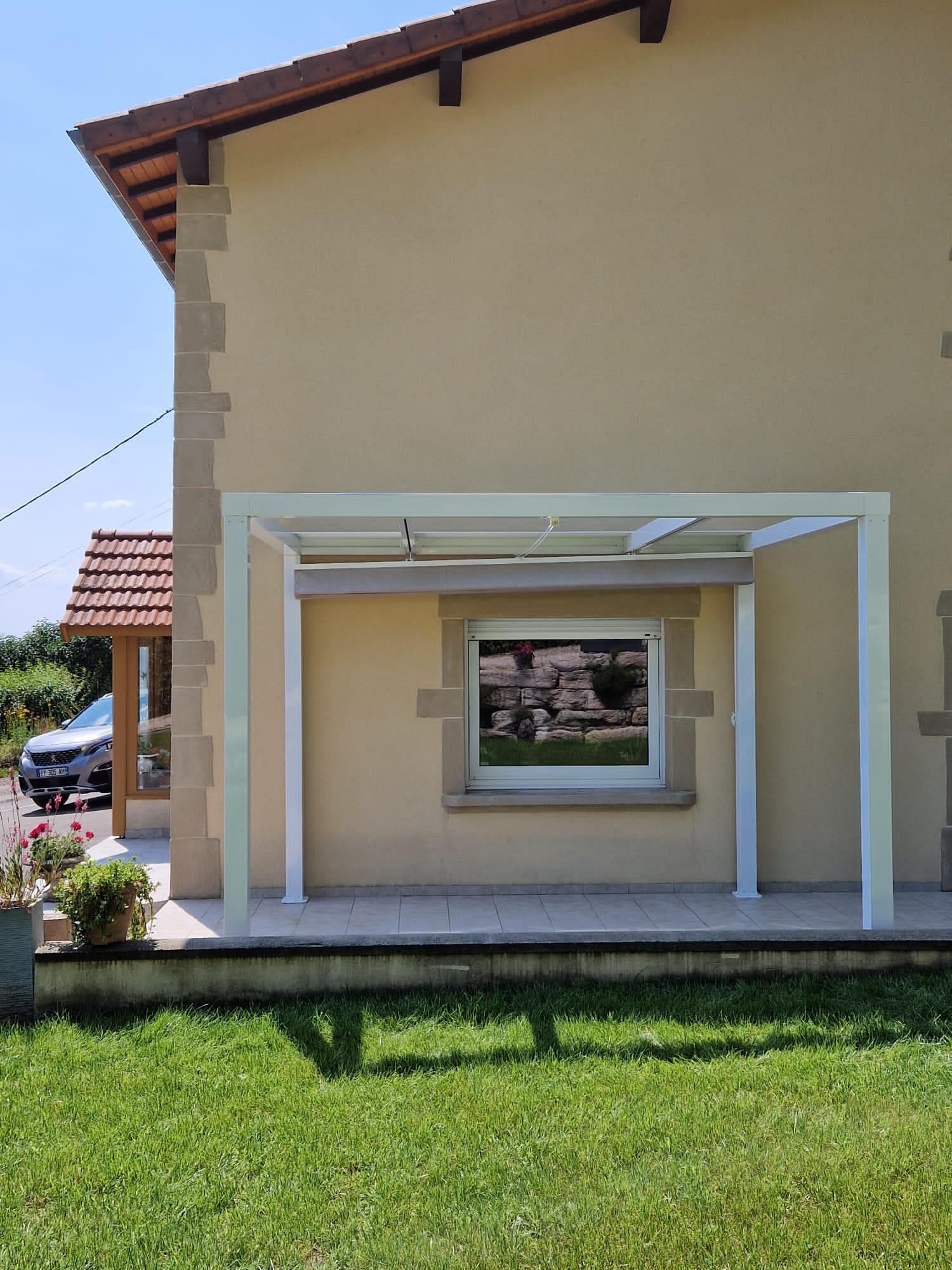 Pergola à toile rétractable aluminium | MULTIBAIE