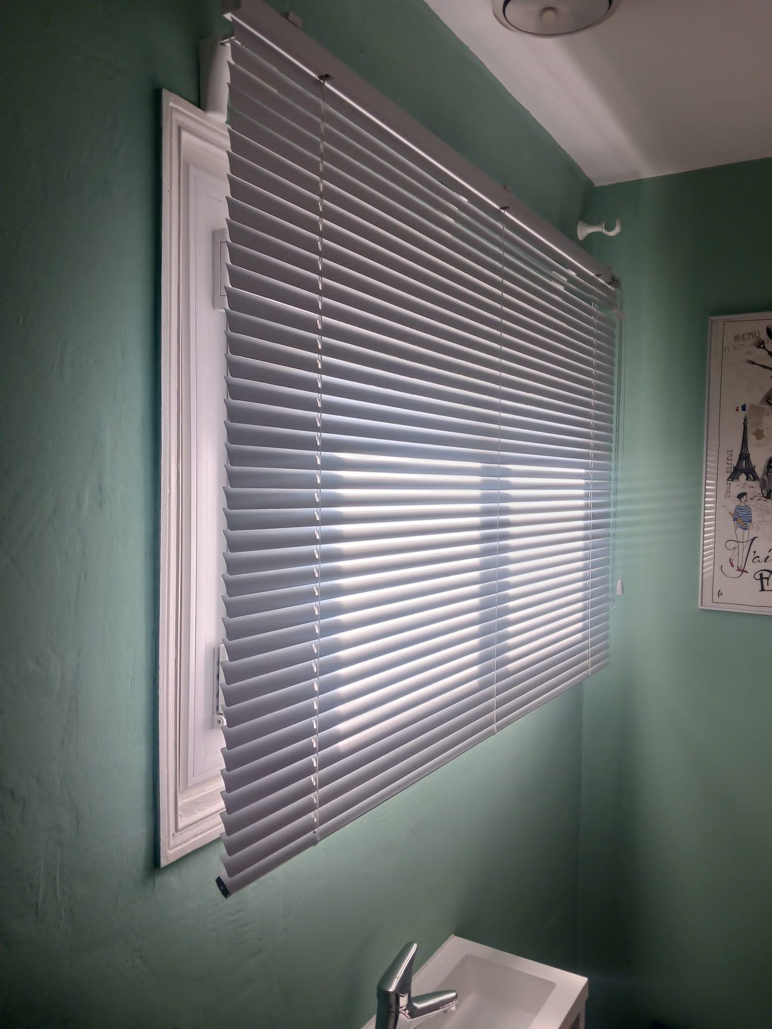 Store intérieur orientable | Multibaie